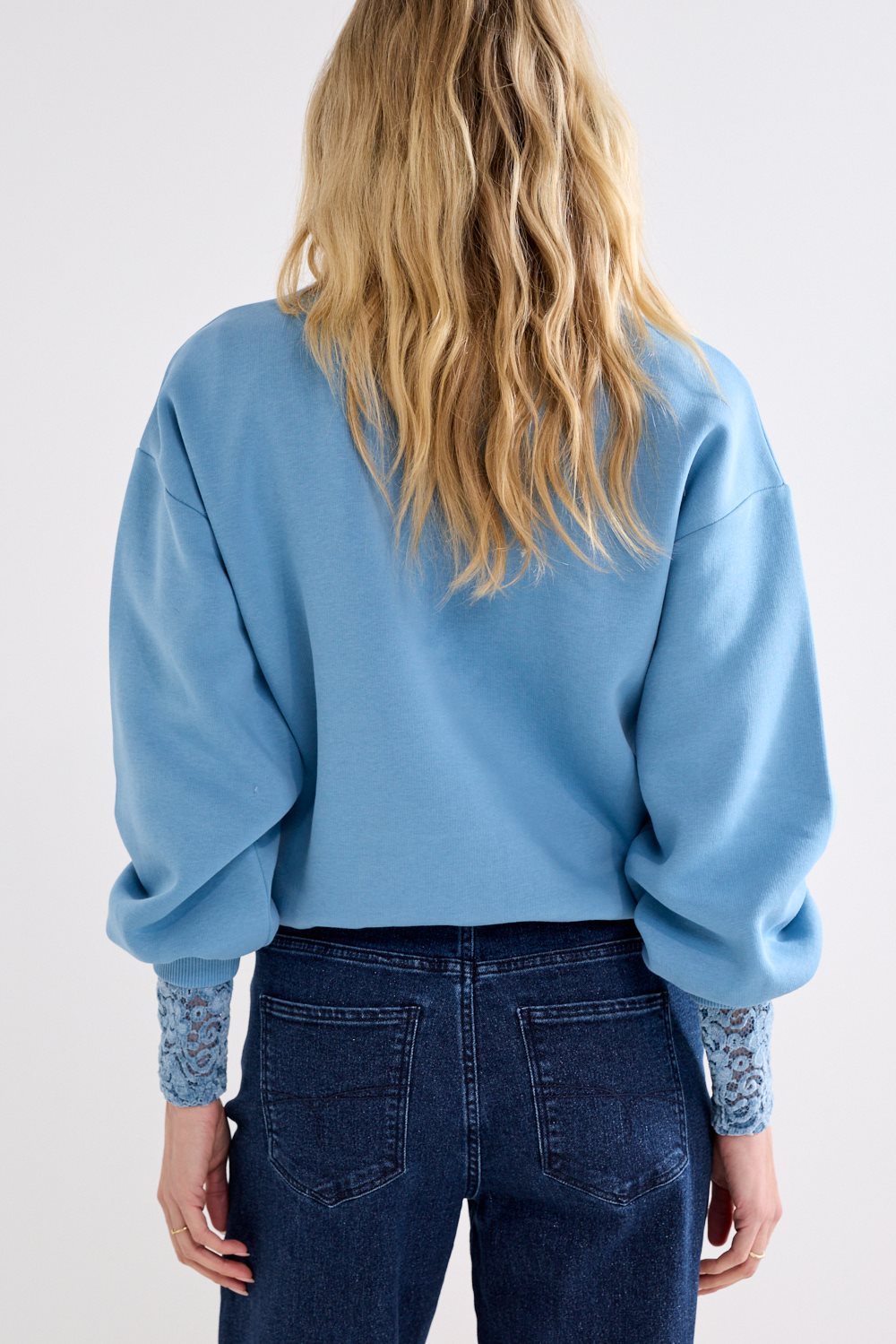 Artwork Sweater Everyday