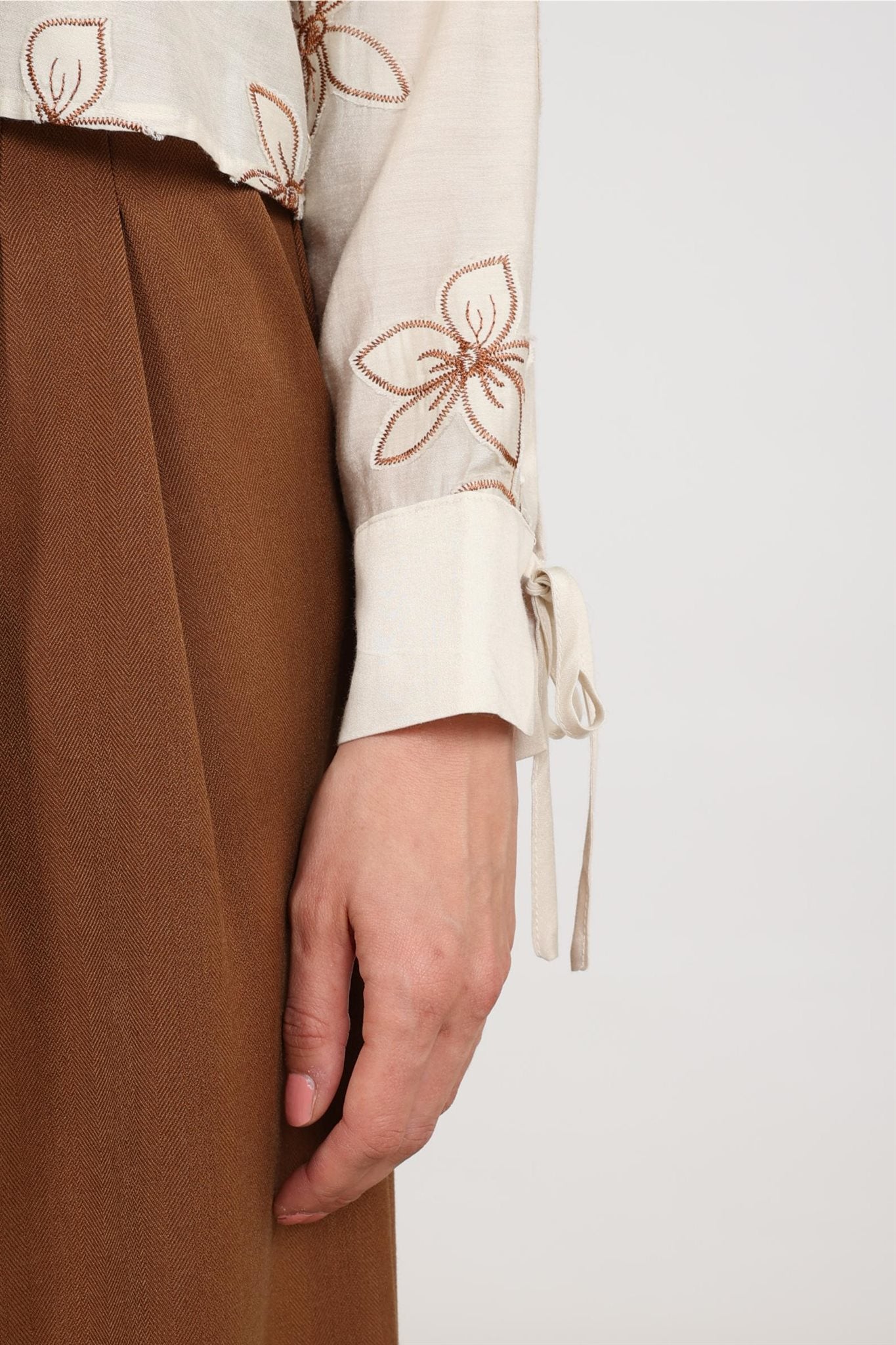 Bailey Blouse Flower