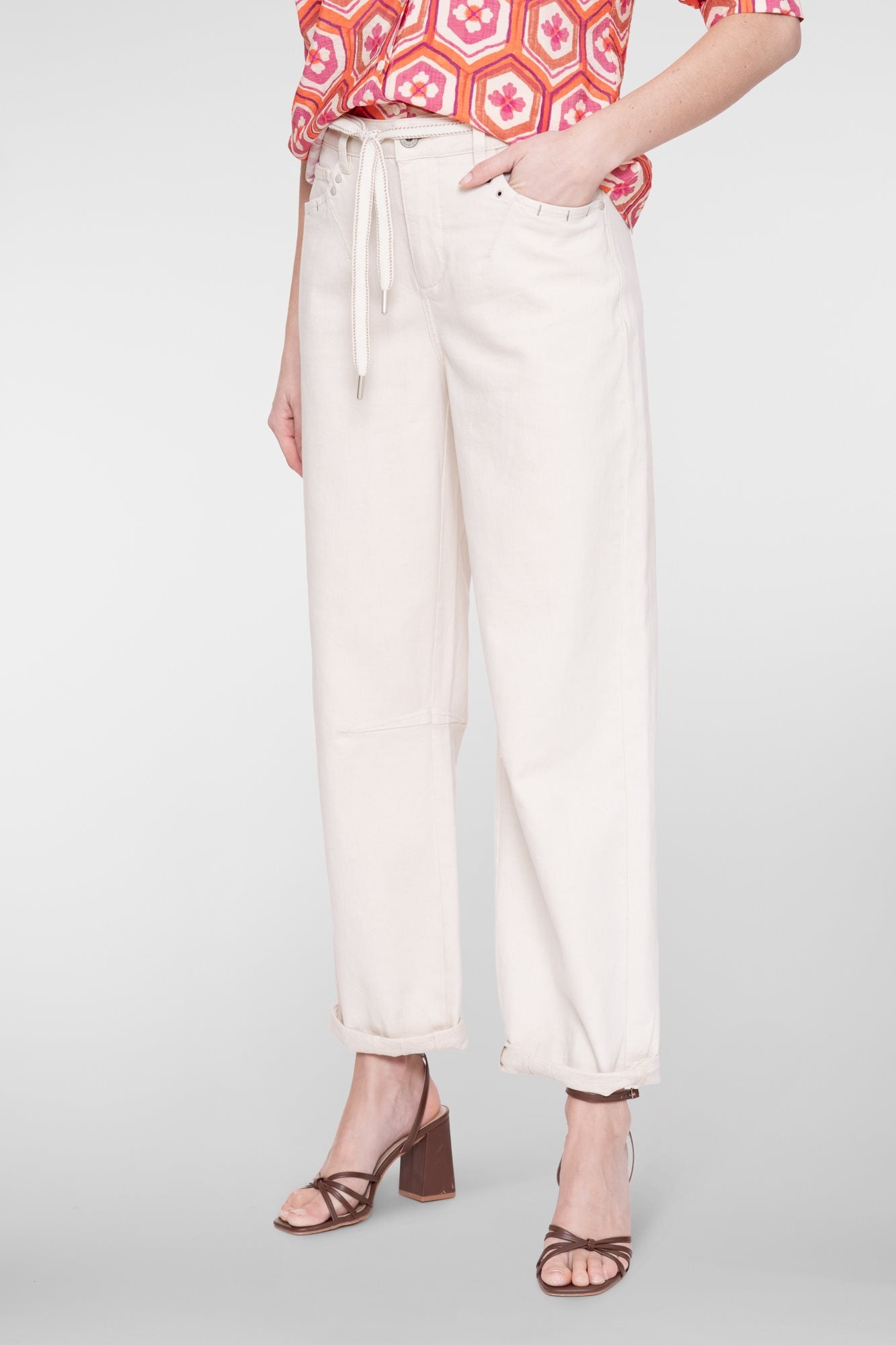 Barrel Jeans in Linnenmix