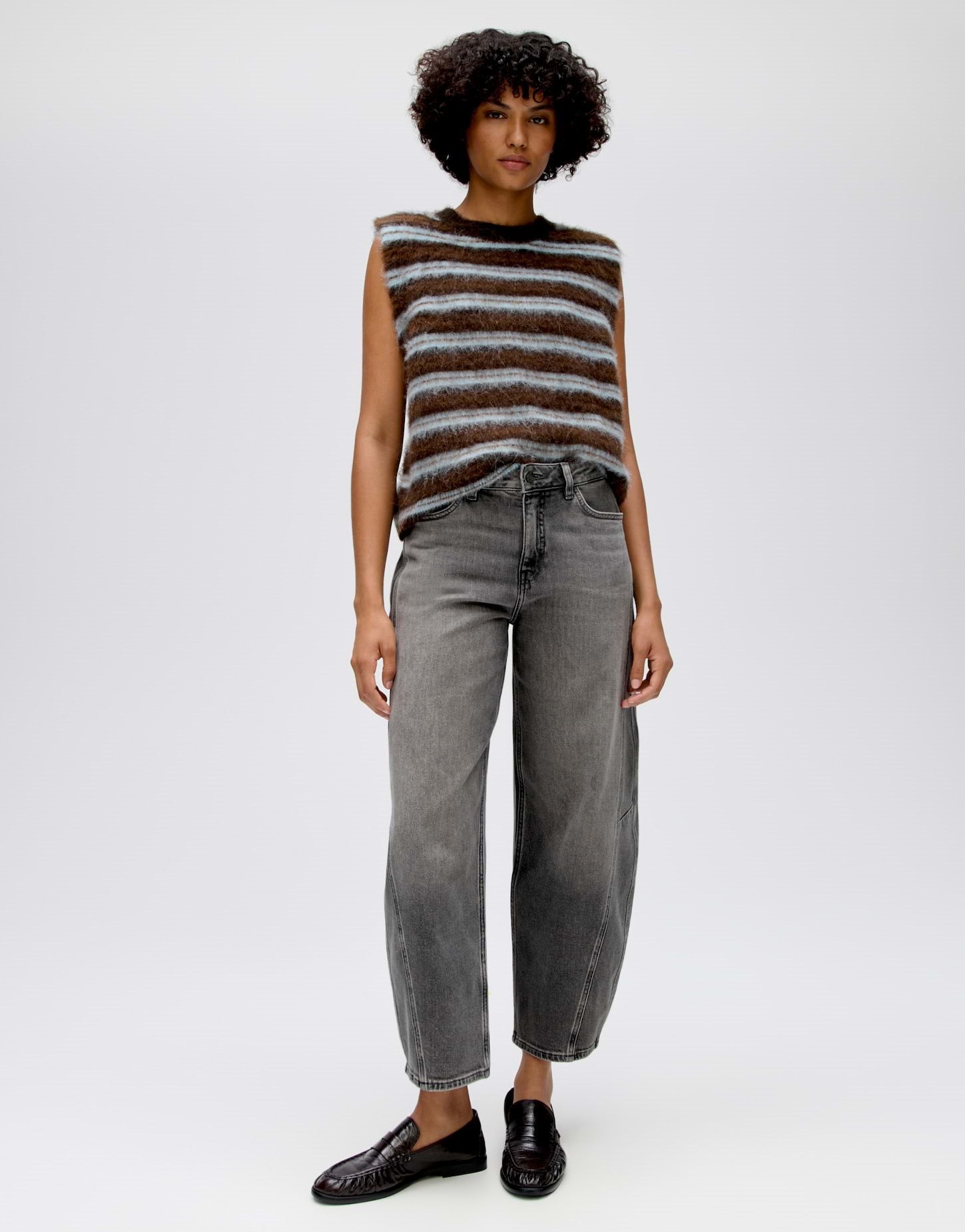 Barrel Jeans Lolah Motion