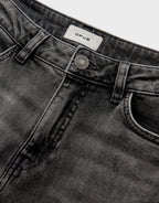 Barrel Jeans Lolah Motion