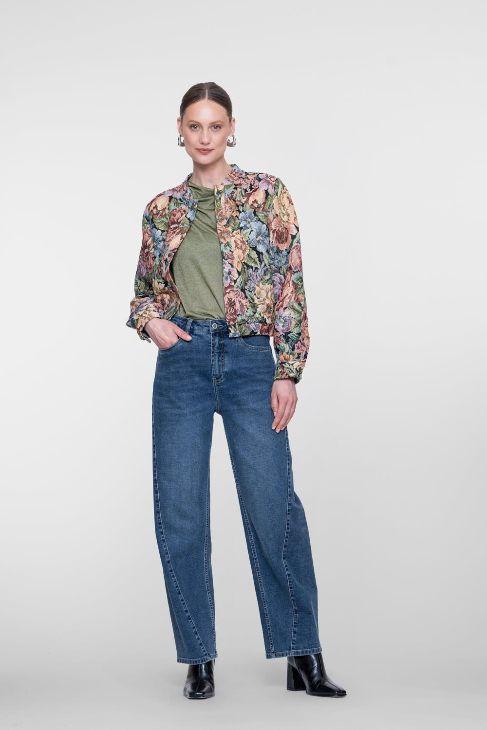 Barrel Jeans met Sierstiksels