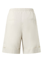 Bermuda Lia Urban
