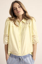 Blouse Lace Details