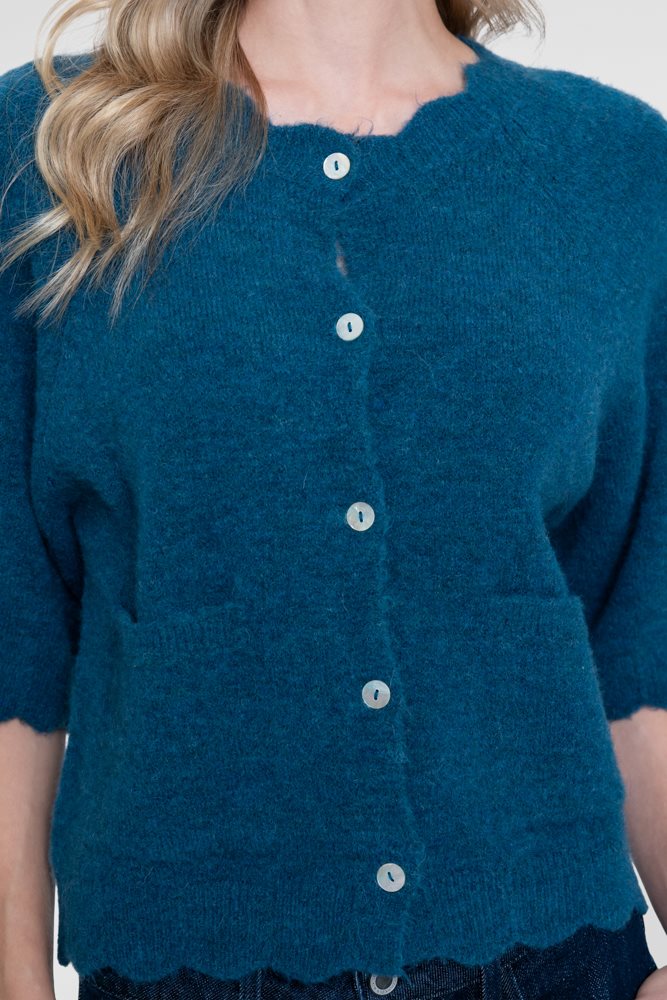 Cardigan Wavy Edge
