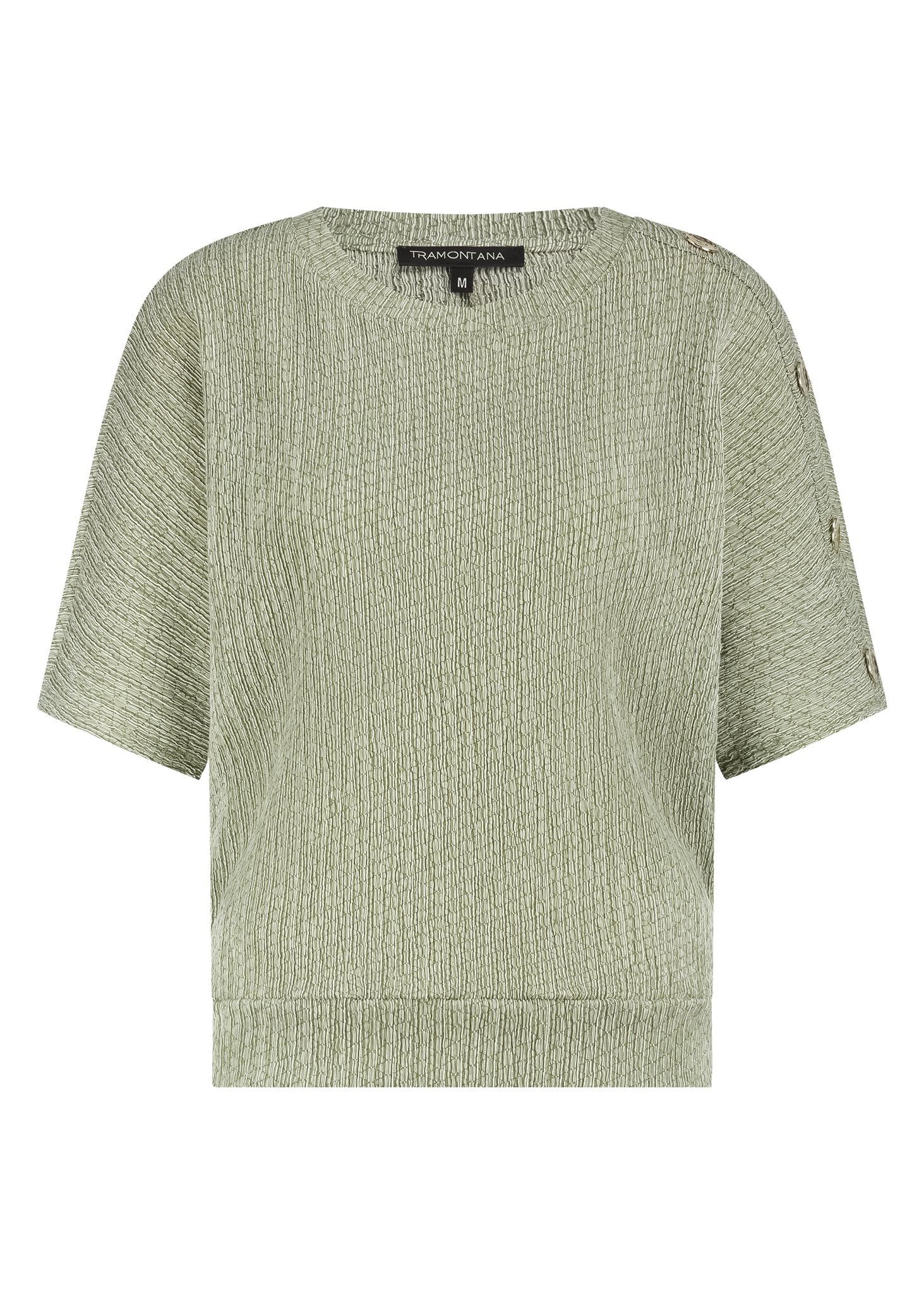 Crinkled Top Button Detail