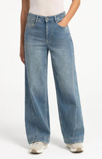 Denim Jeans met Naaddetails