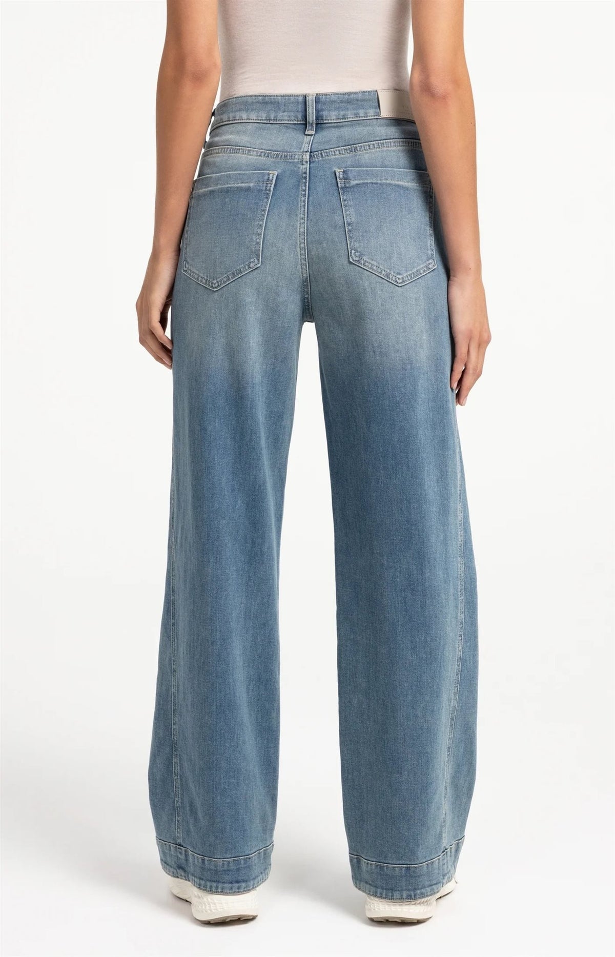 Denim Jeans met Naaddetails