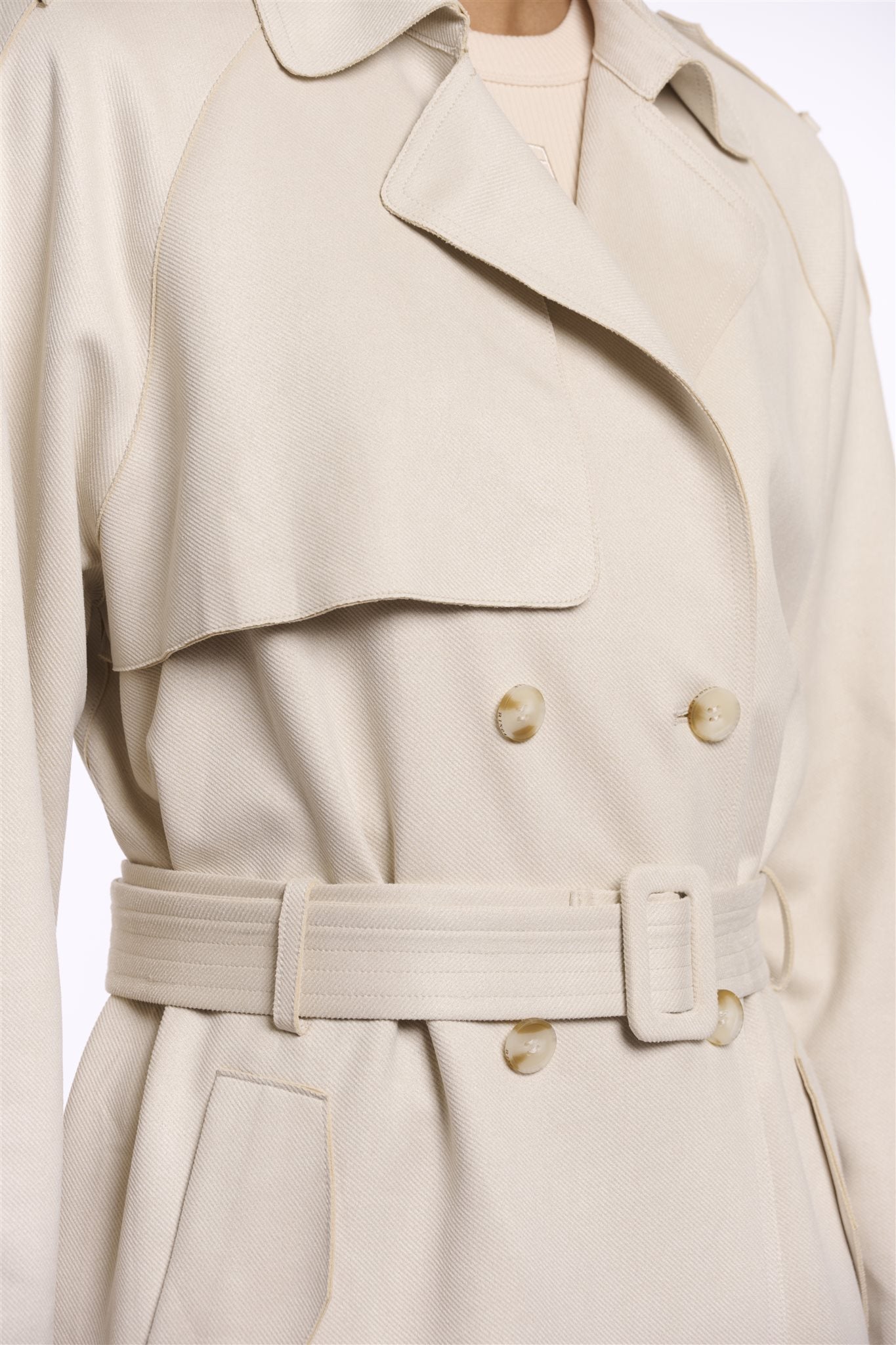 Double Breasted Trenchcoat