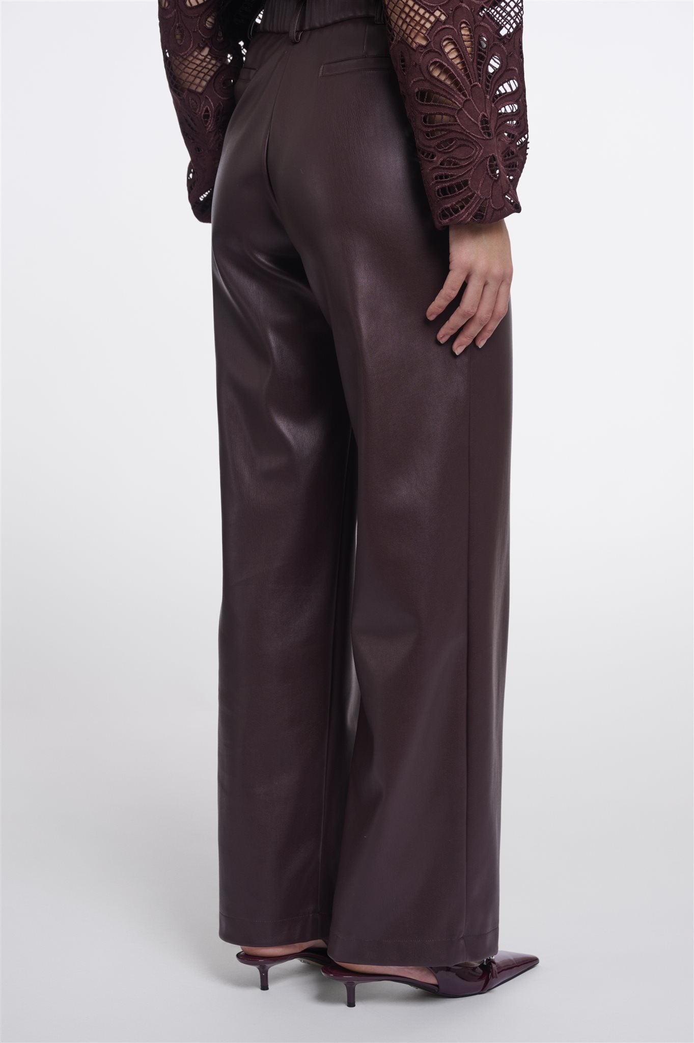 Faux Leather Broek