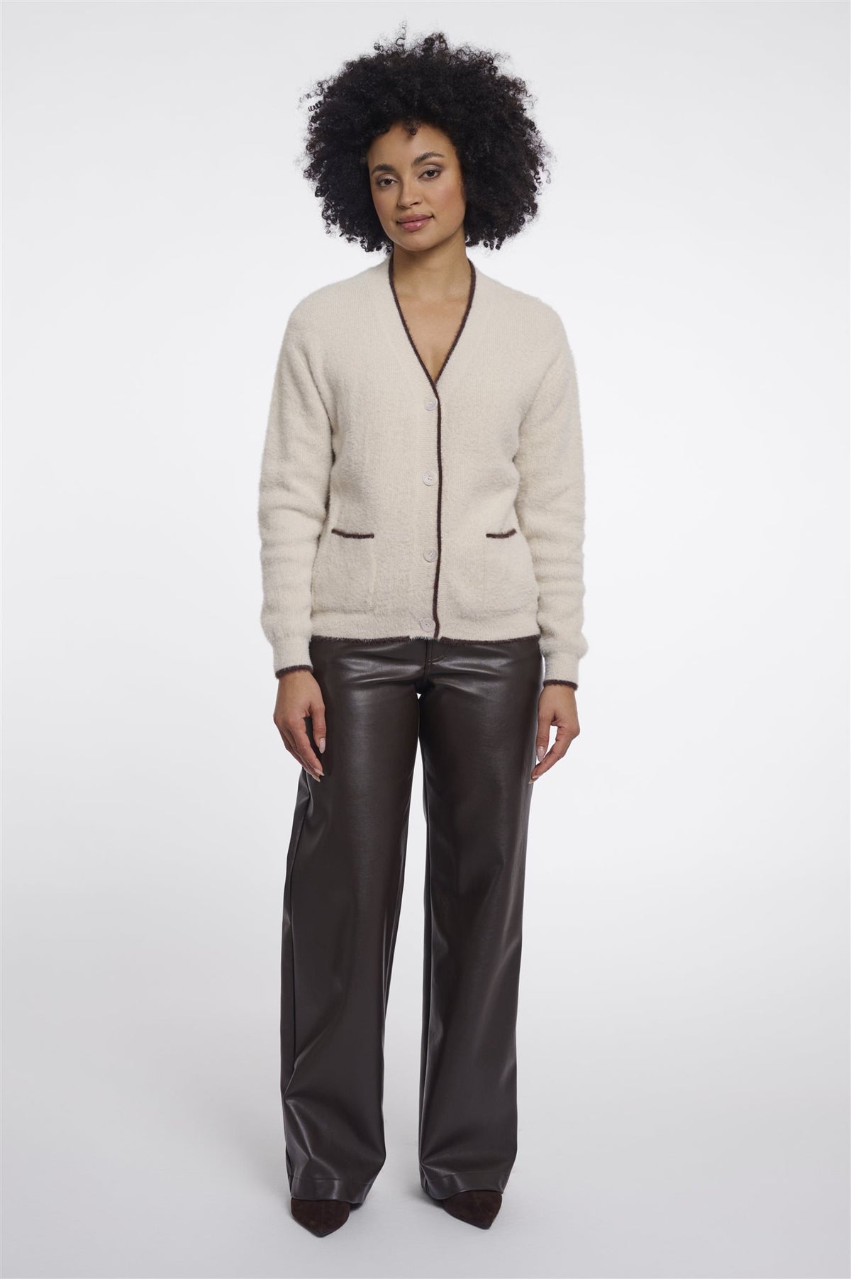 Gebreid Vest met Knoopsluiting