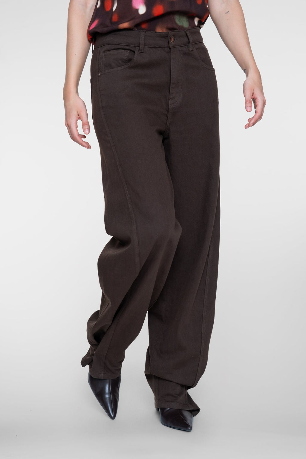 Straight Jeans Barreldetail
