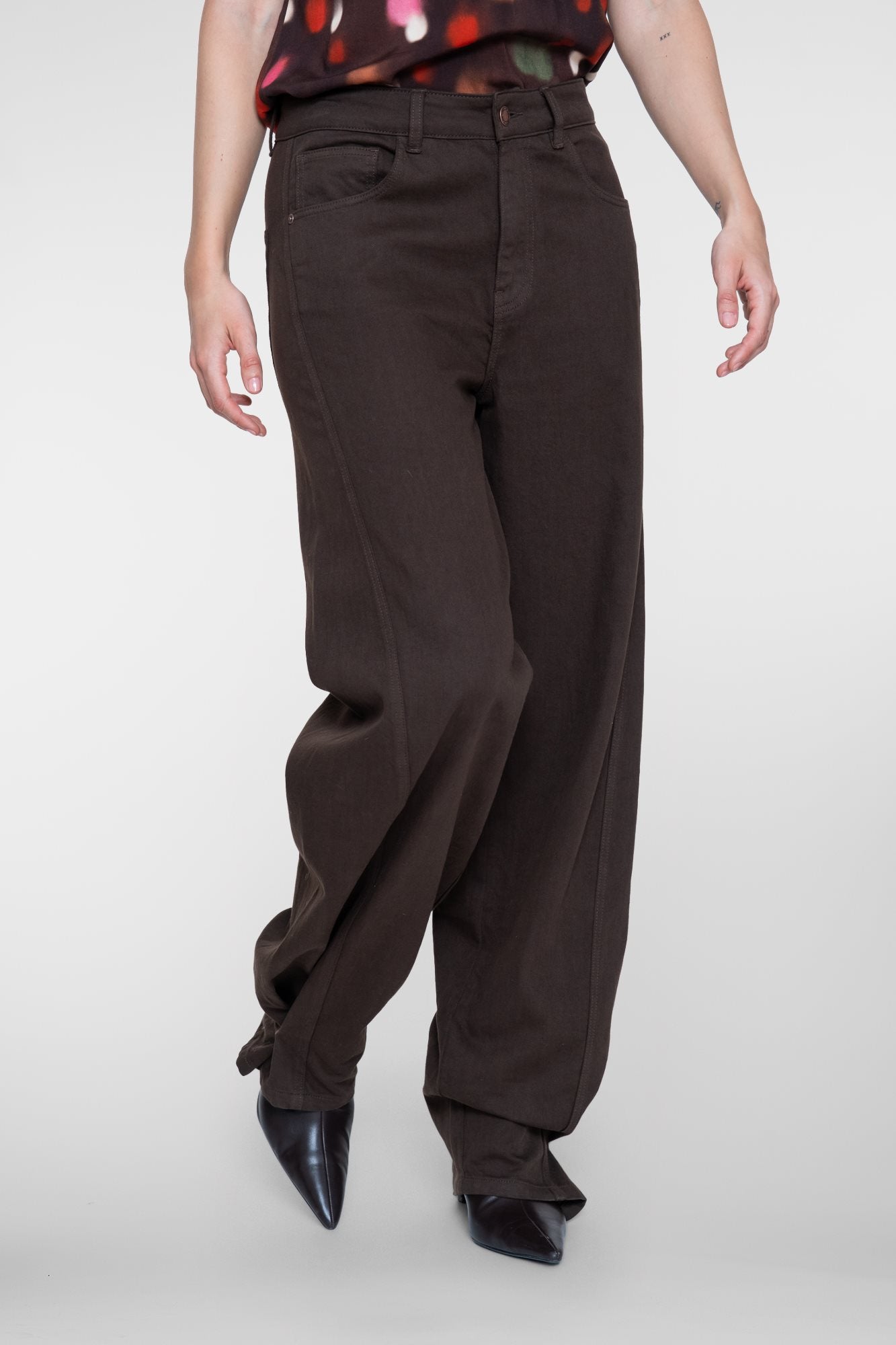 Straight Jeans Barreldetail