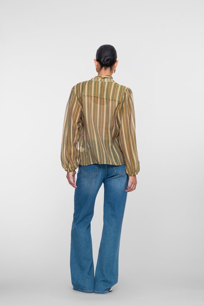 Flared Jeans