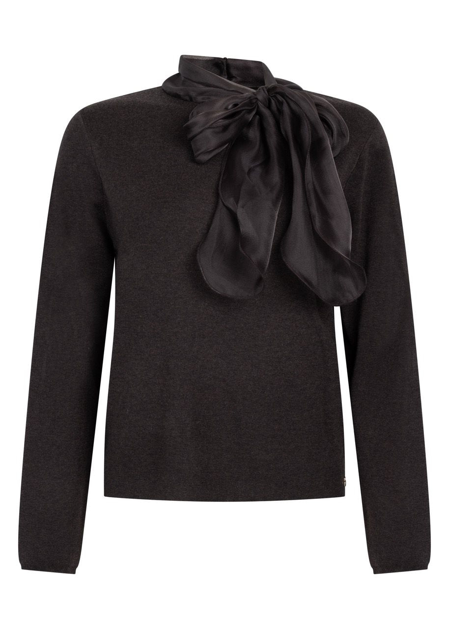 Jumper Scarf Attachment