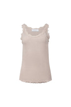 Maddie Singlet Lace