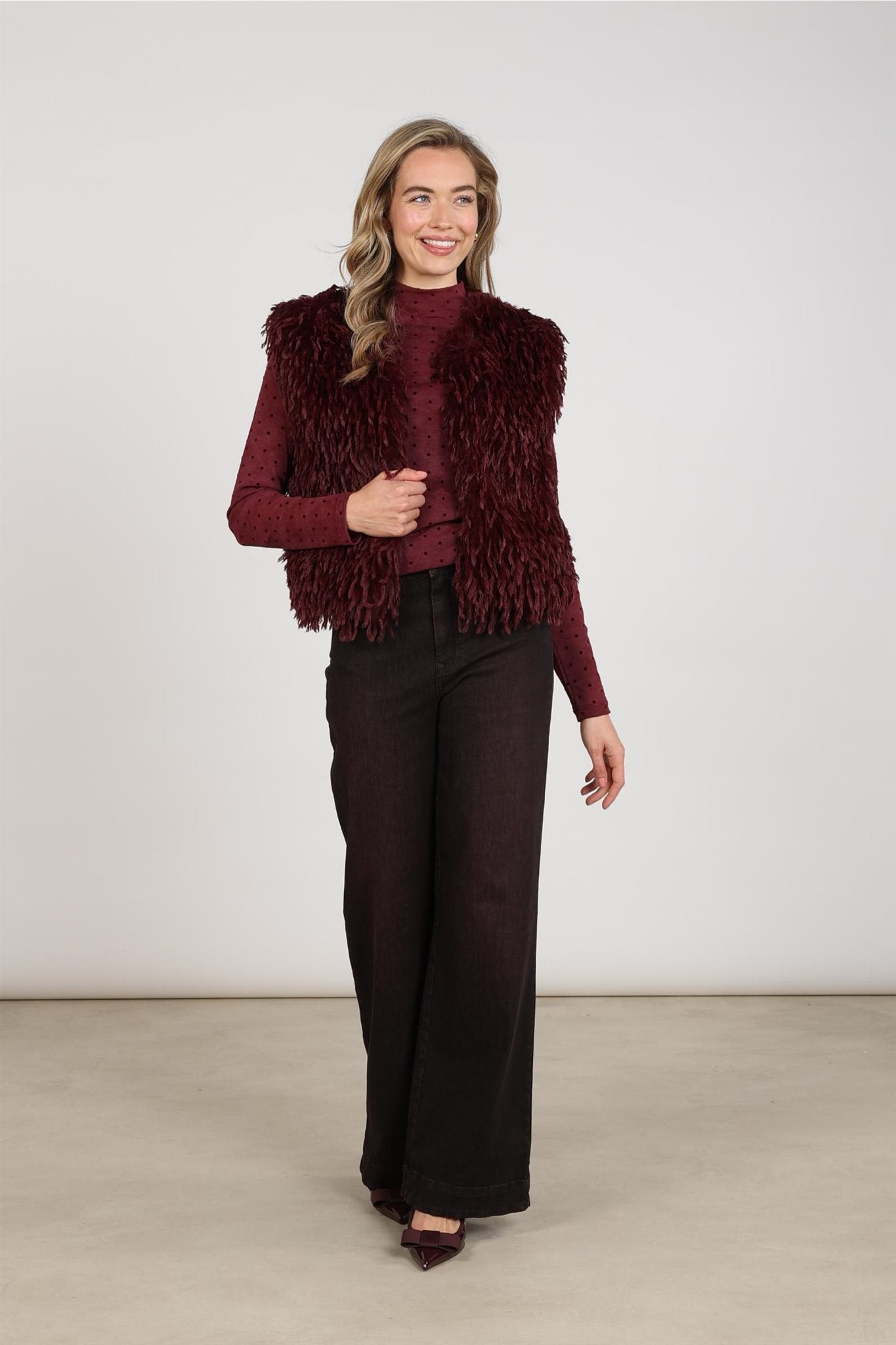 Mila Gilet Feather