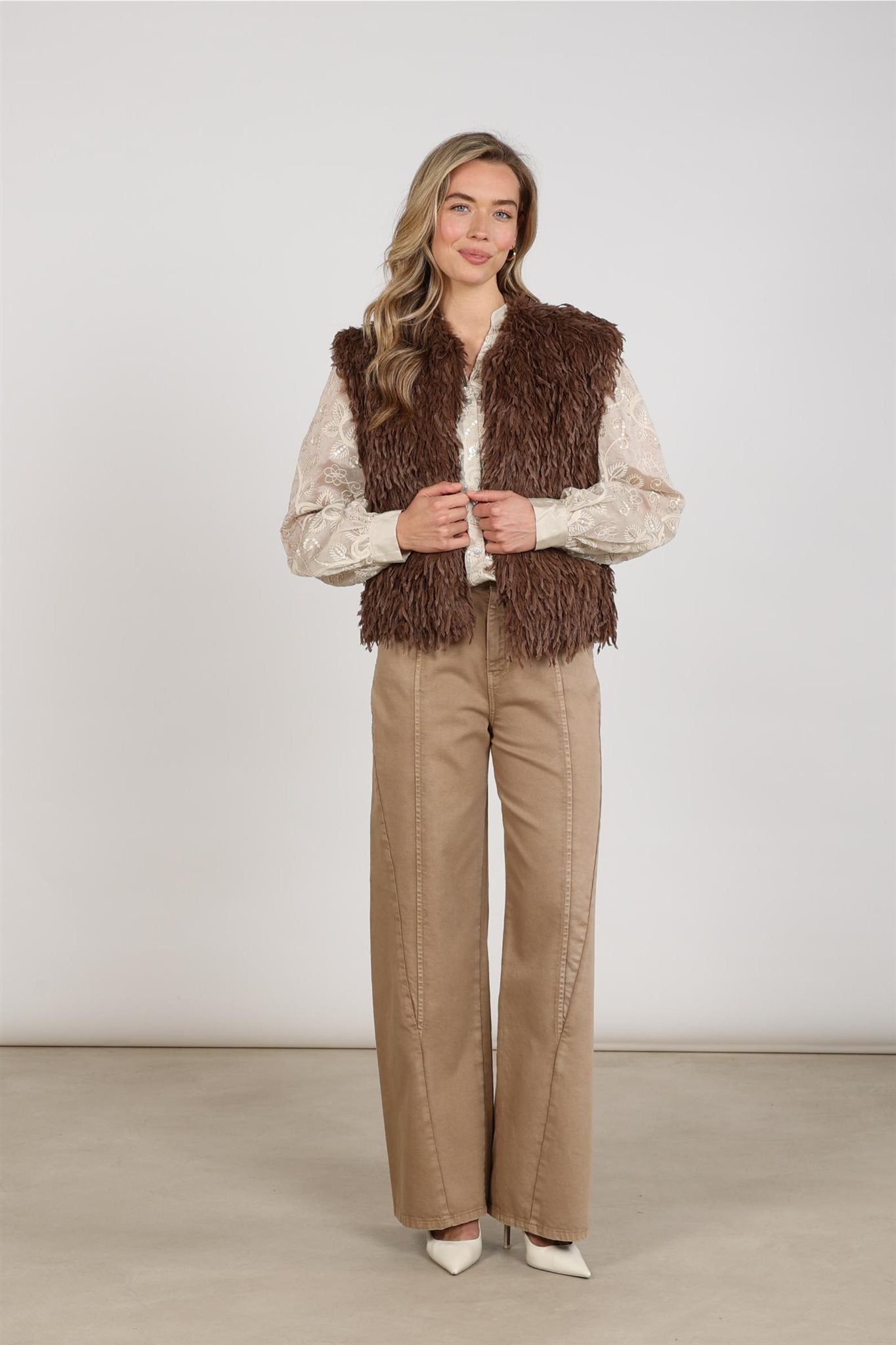 Mila Gilet Feather