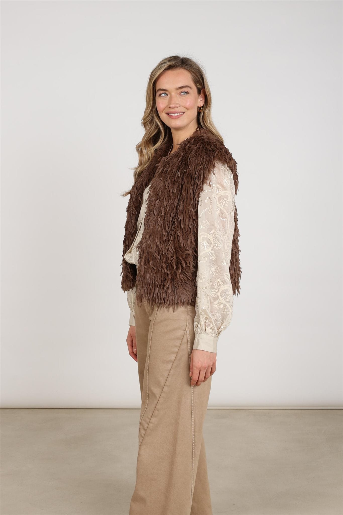 Mila Gilet Feather