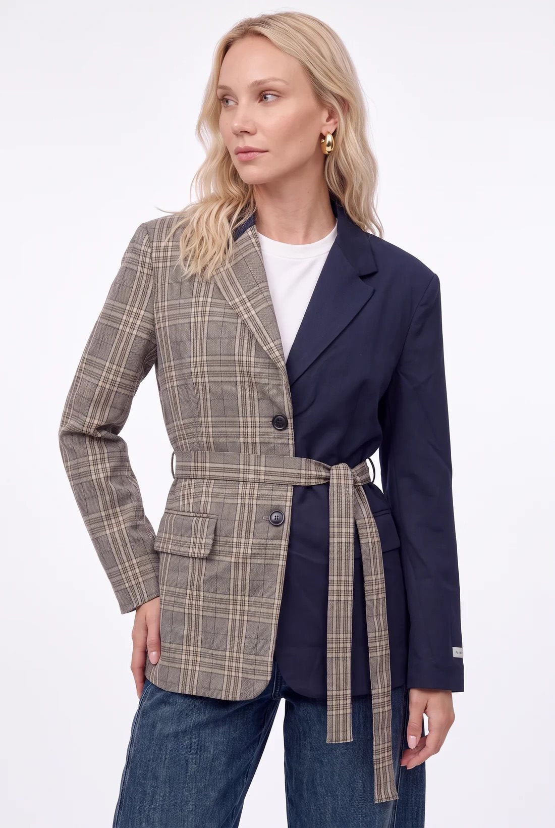 Minue Blazer