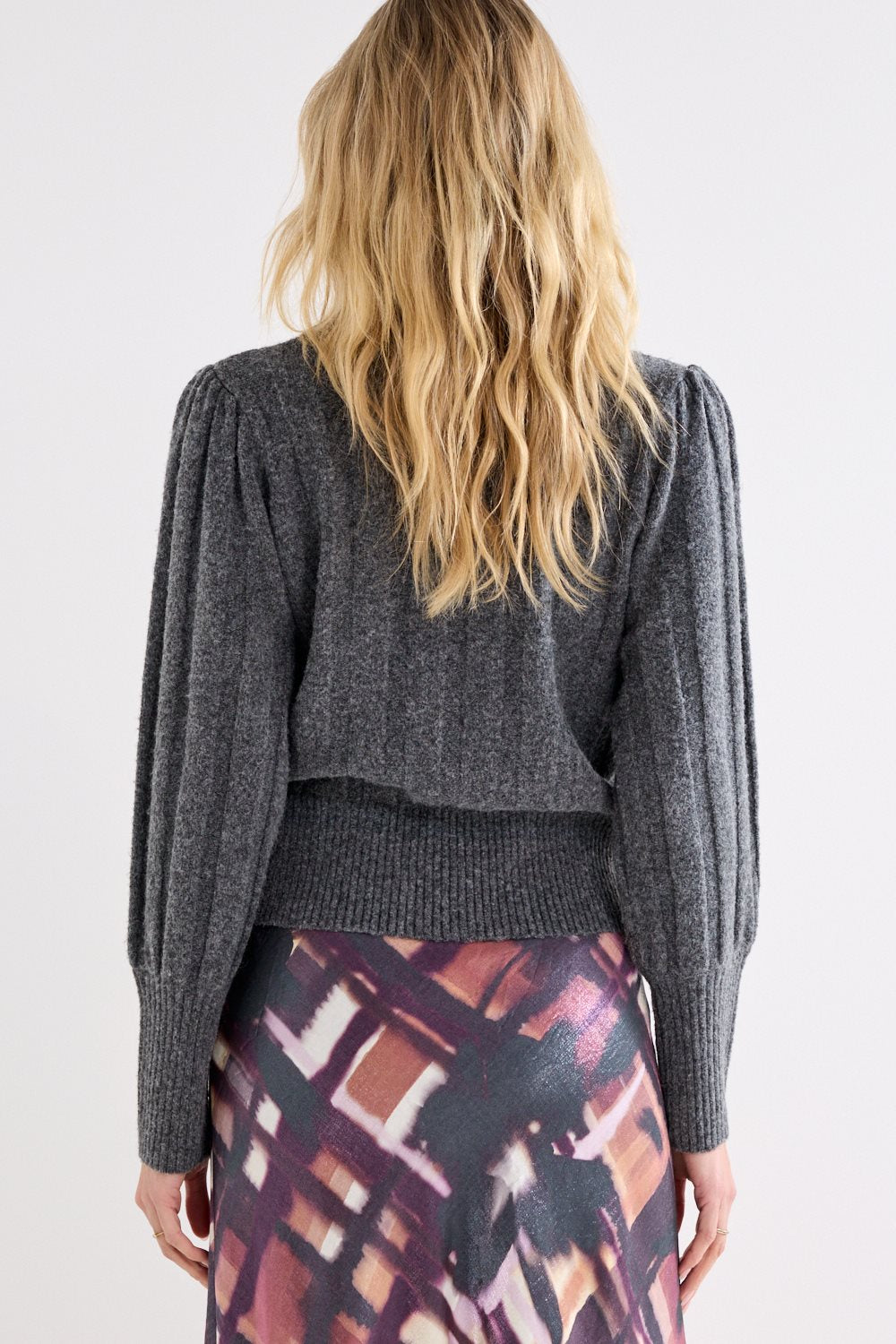 Puff-Sleeve Jumper Beads