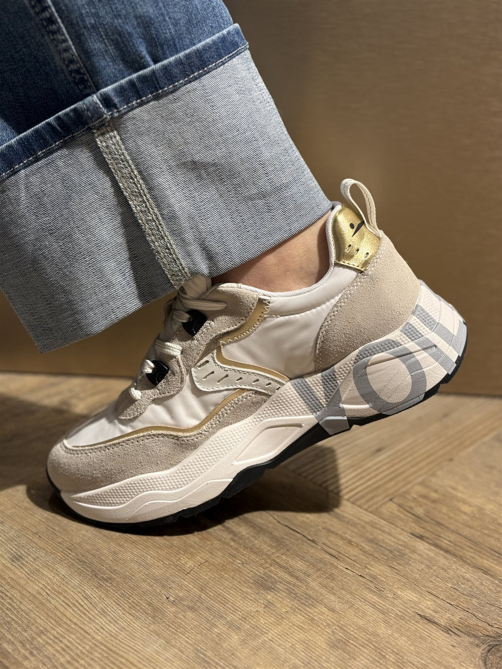 Sneakers Club105