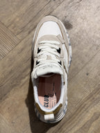 Sneakers Club105