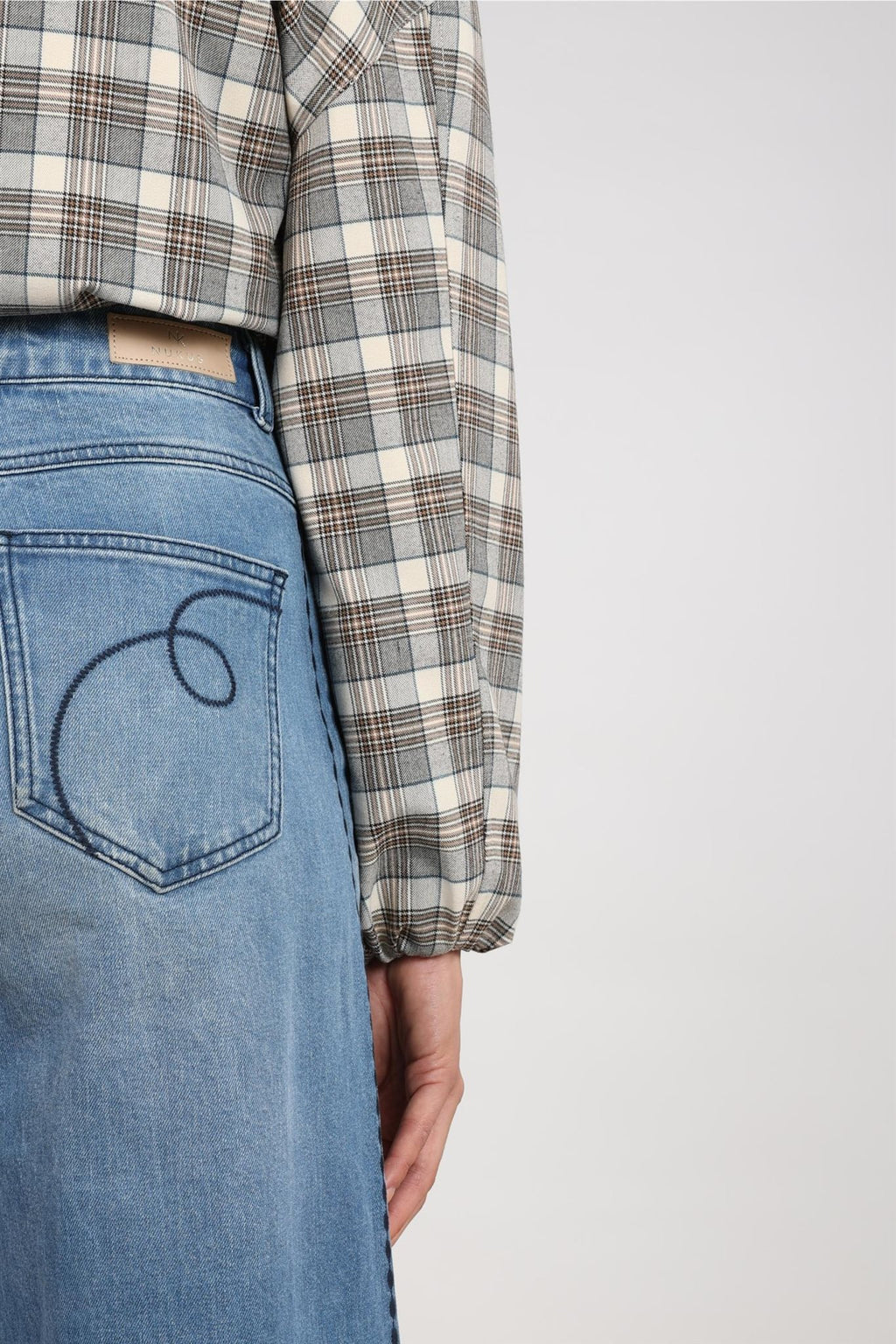 Stevi Pants Embroidery