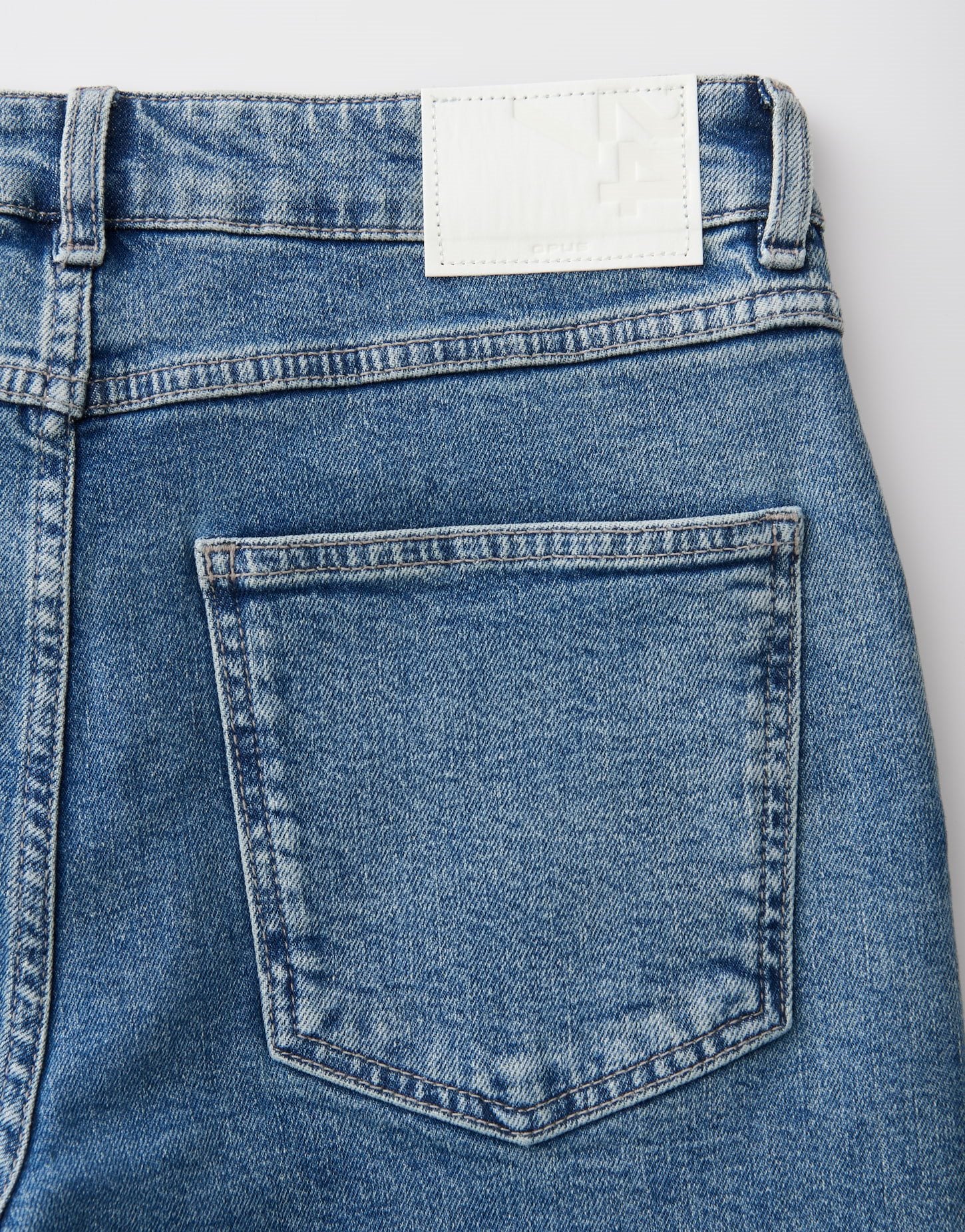 Straight Jeans Minah Honesty