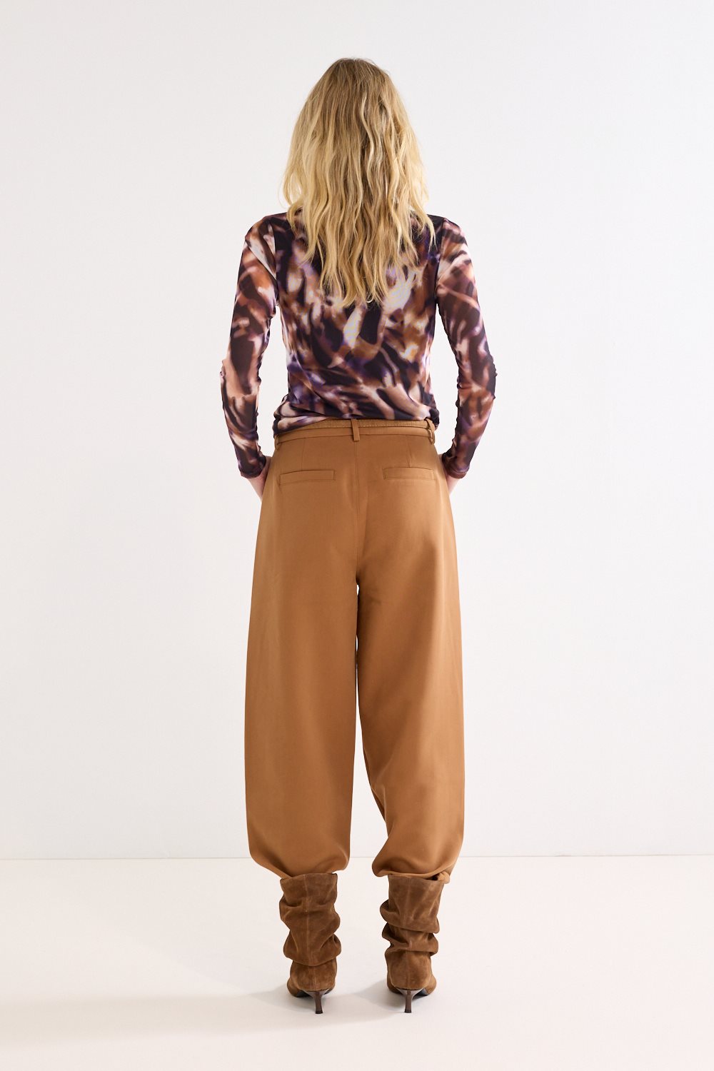 Tailored Barrel-Fit Trousers