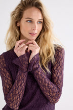 Top Flared Cuff