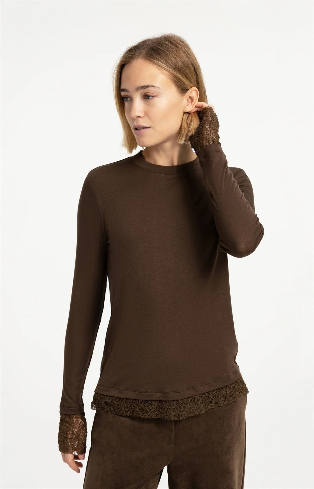 Top met Kanten Details