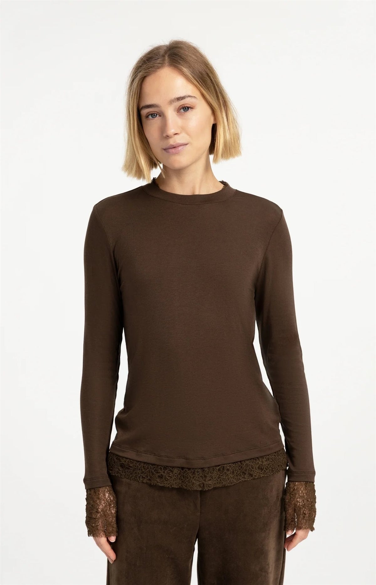 Top met Kanten Details