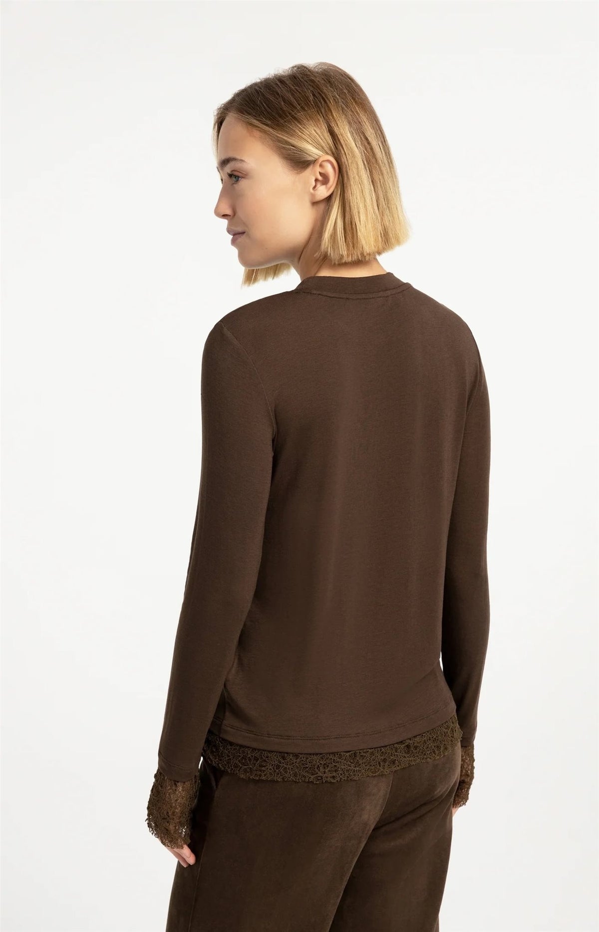 Top met Kanten Details