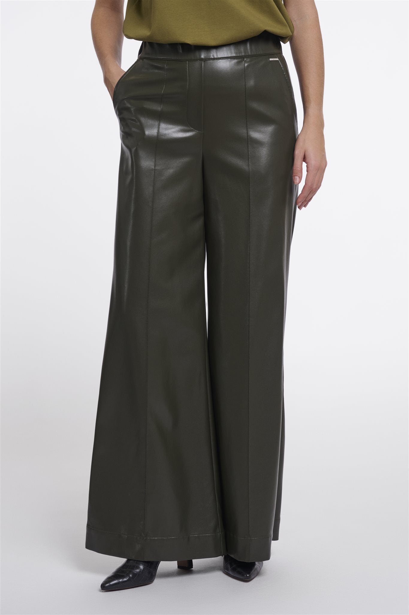 Wijde Faux Leather Broek
